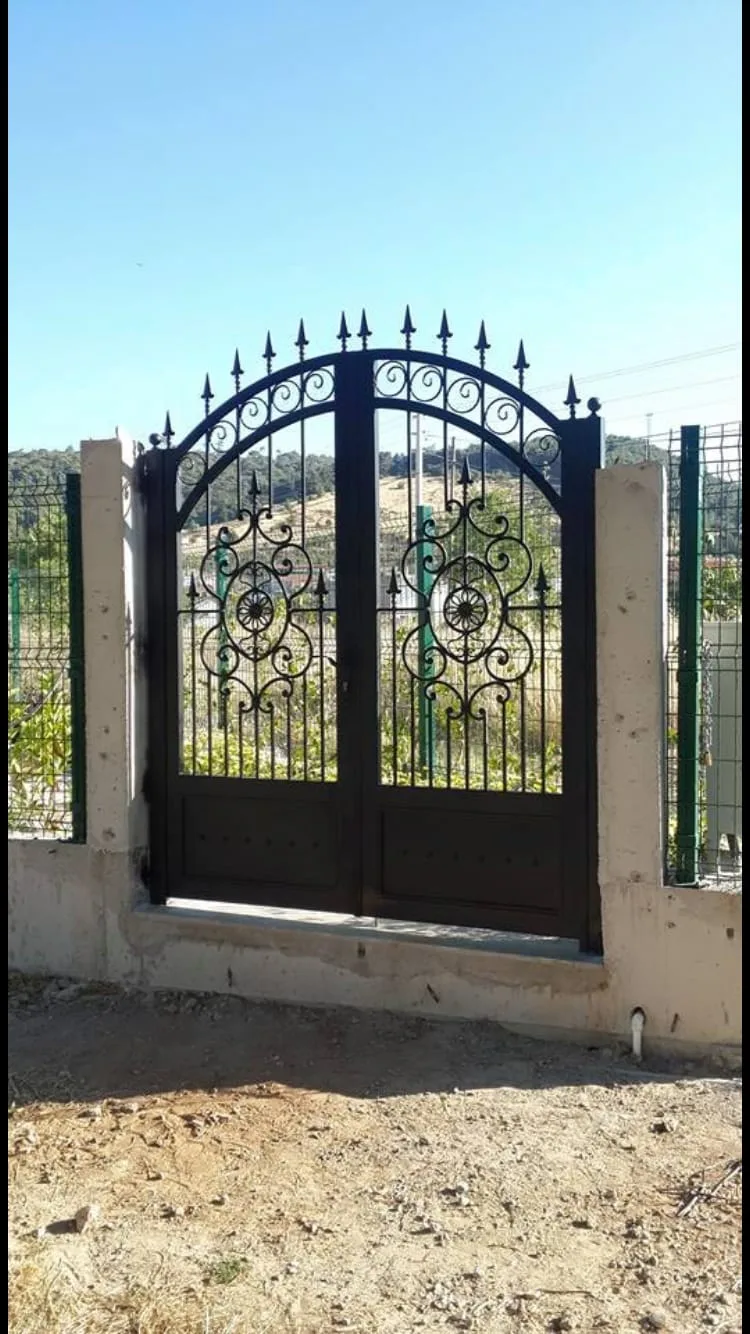Ferforje Çift Kanat Bahçe Kapısı — görsel 8