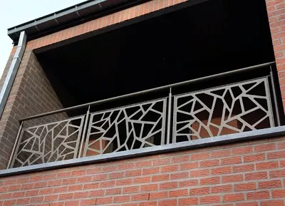 Modern Lazer Kesim Balkon Korkuluğu