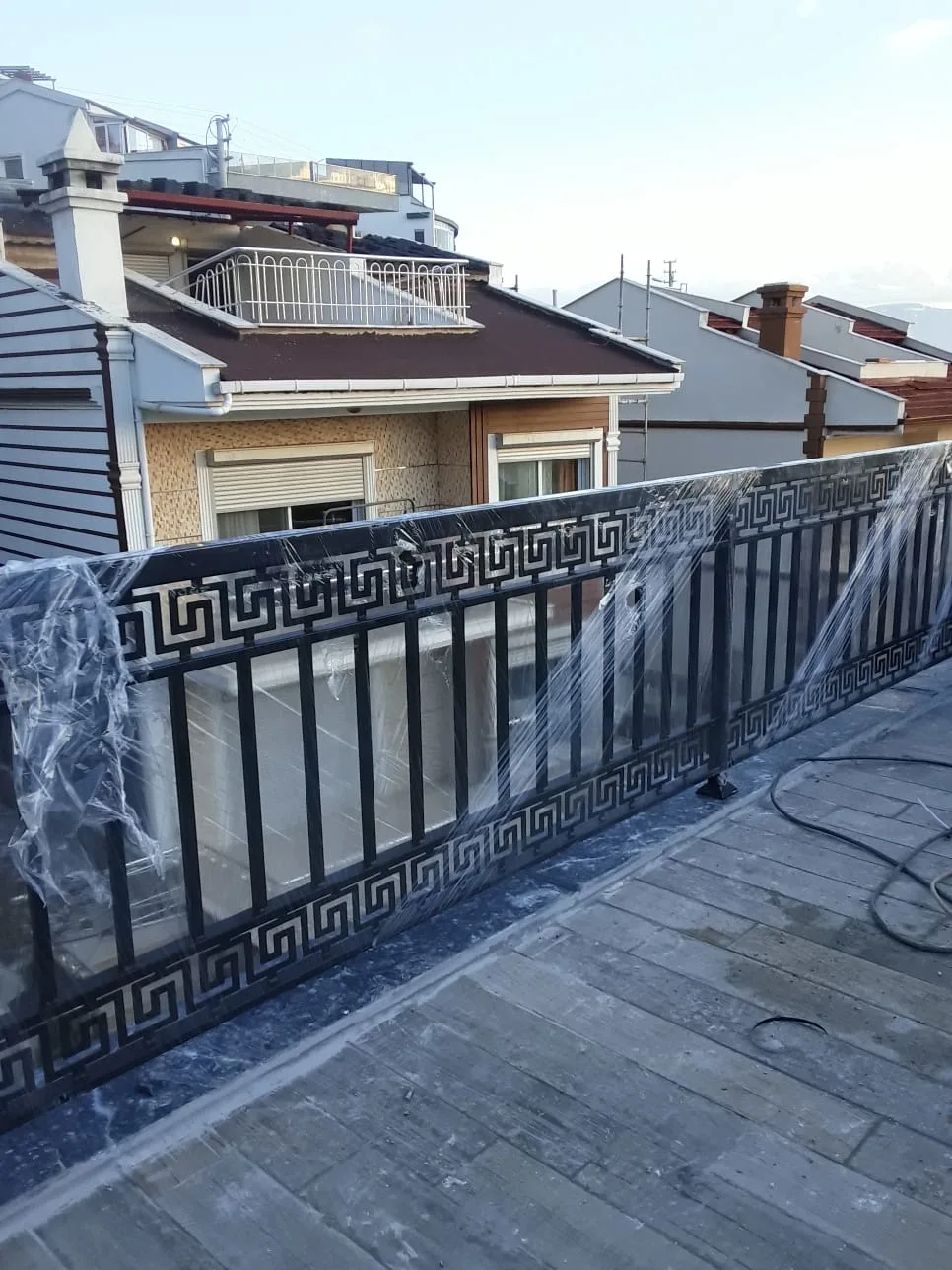 Modern Lazer Kesim Balkon Korkuluğu — görsel 5
