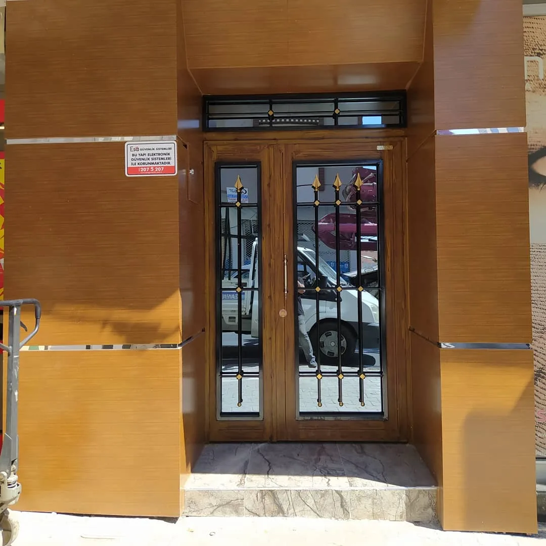 Ferforje Apartman Giriş Kapısı — görsel 16